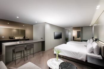 sr suites pangyo