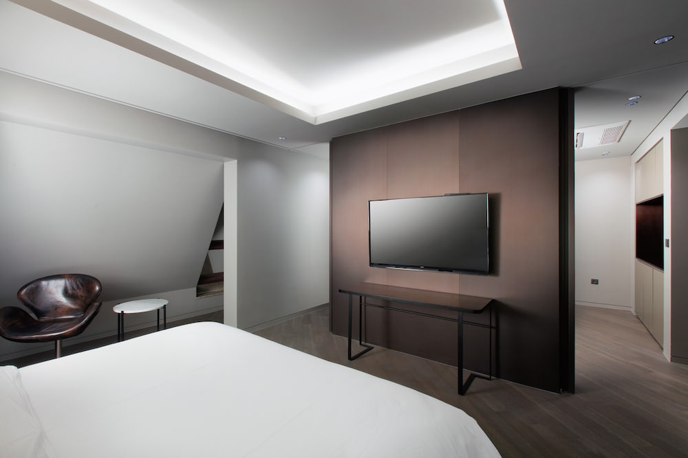 sr suites pangyo