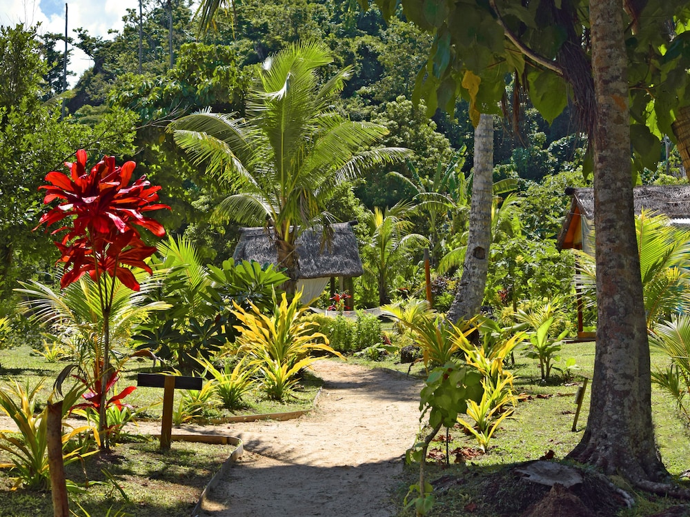 maqai beach eco resort