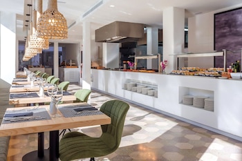 hotel hm alma beach adults only