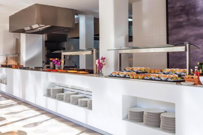 hotel hm alma beach adults only