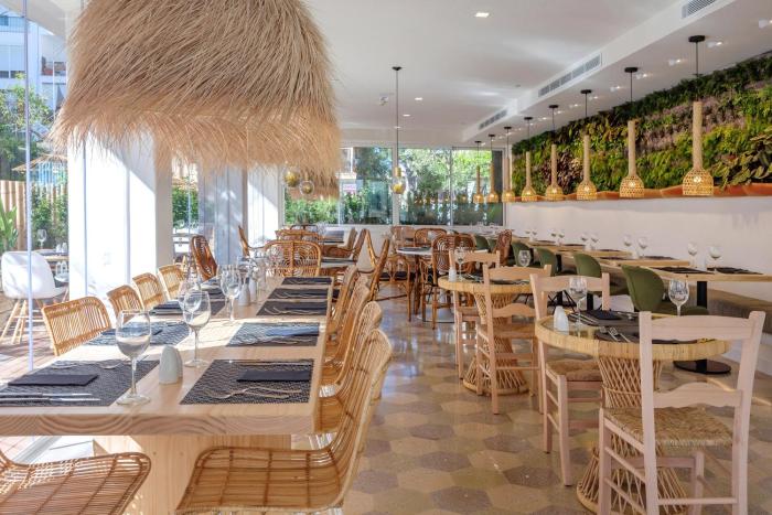 hotel hm alma beach adults only