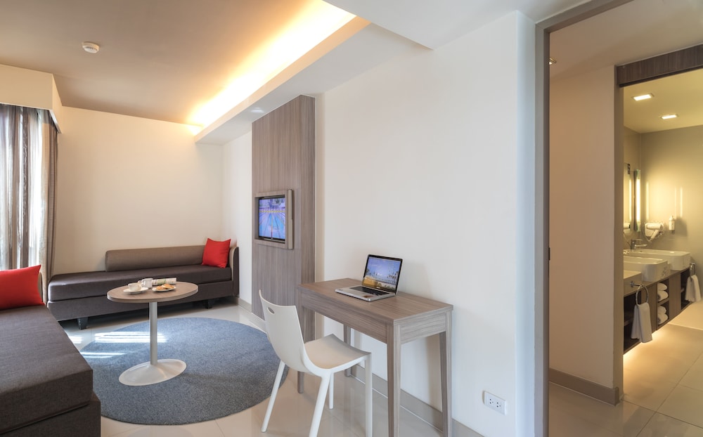 Travelodge Pattaya,Pattaya Beach>>Pattaya,3 star