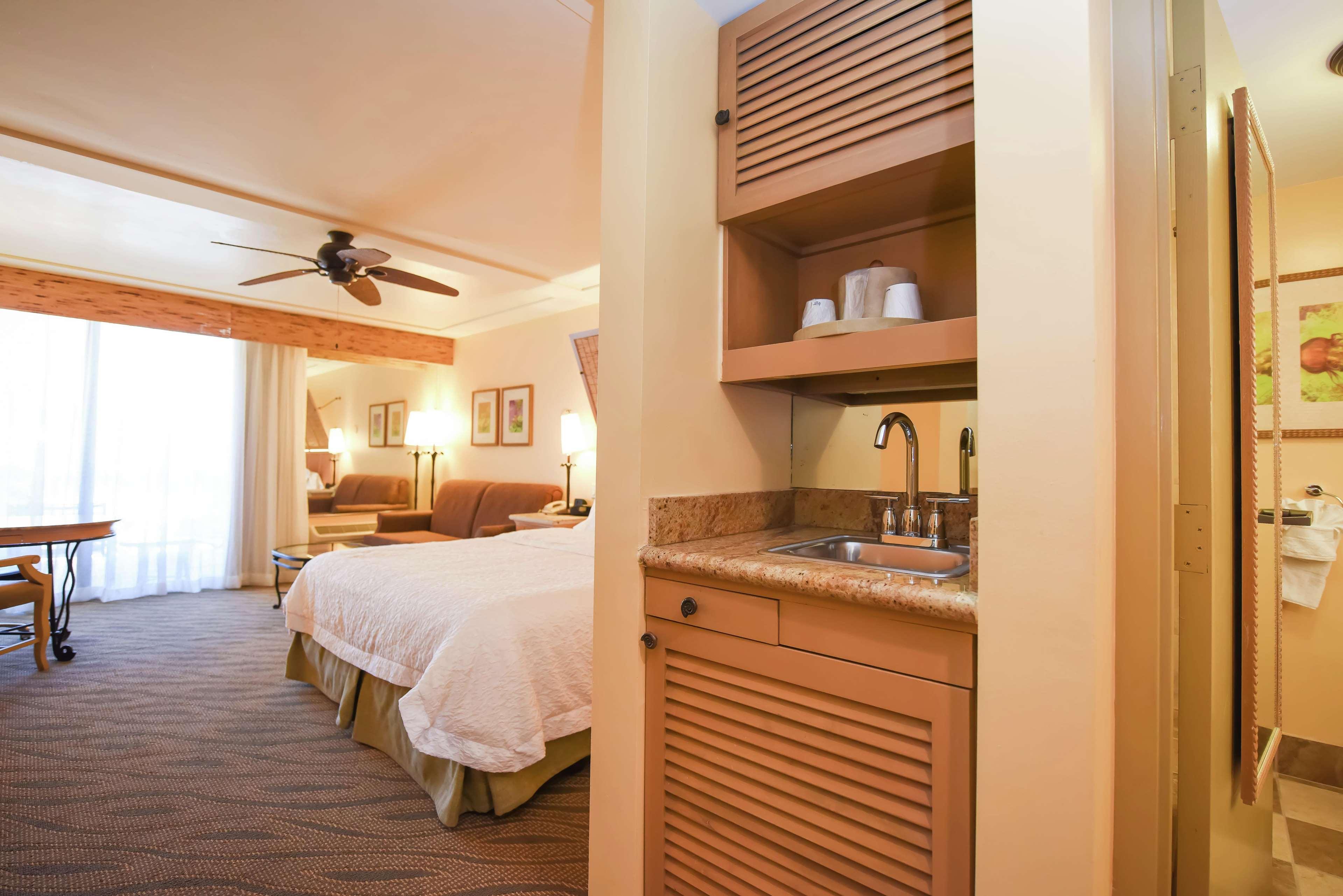 hampton inn key largo manatee bay