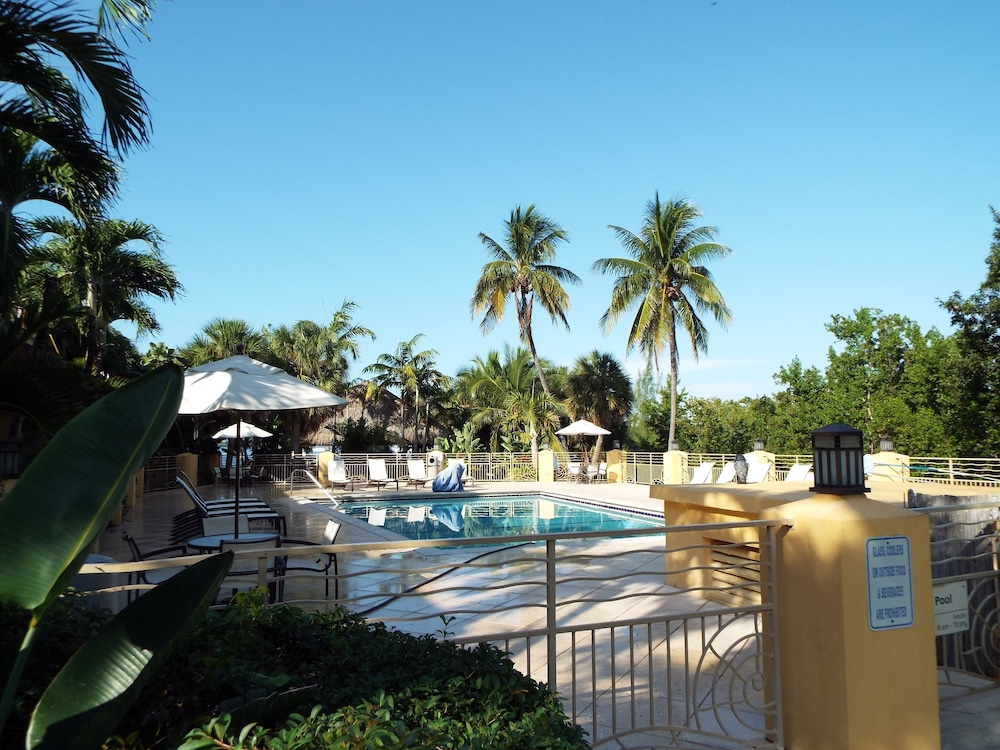 hampton inn key largo manatee bay