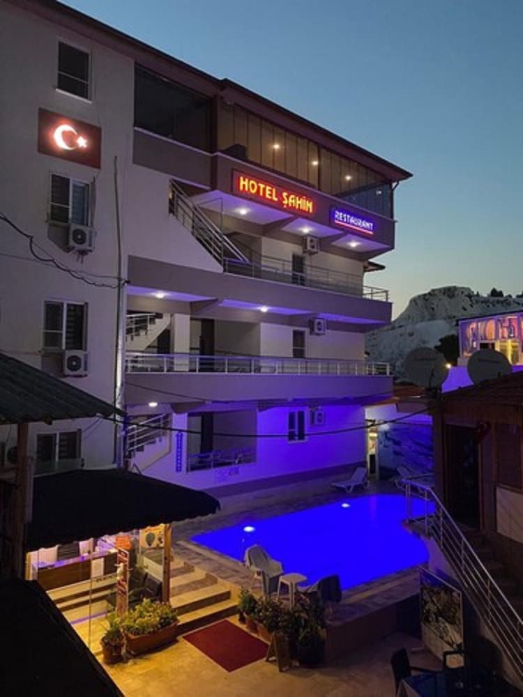 hotel sahin