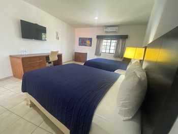 hotel marina topolobampo