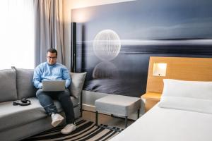 novotel paris saclay