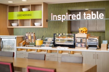 home2 suites by hilton seattle airport