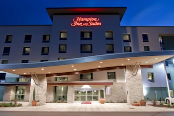 hampton inn and suites bellevue downtown seattle