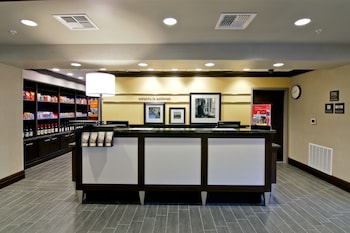 hampton inn and suites bellevue downtown seattle