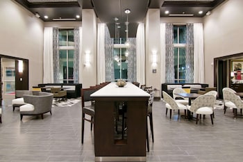 hampton inn and suites bellevue downtown seattle