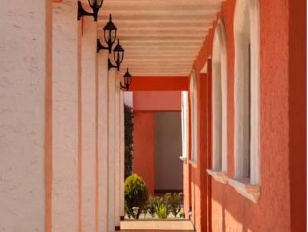 oyo hotel la glorieta huichapan