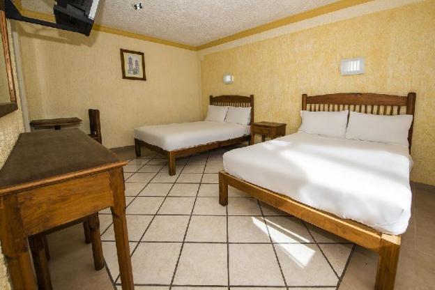 oyo hotel la glorieta huichapan