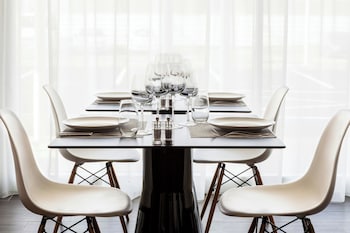Ac Hotel Paris Le Bourget Airport By Marriott,Gonesse>>Dugny,4 star