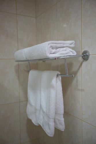 barakat burhan hotel