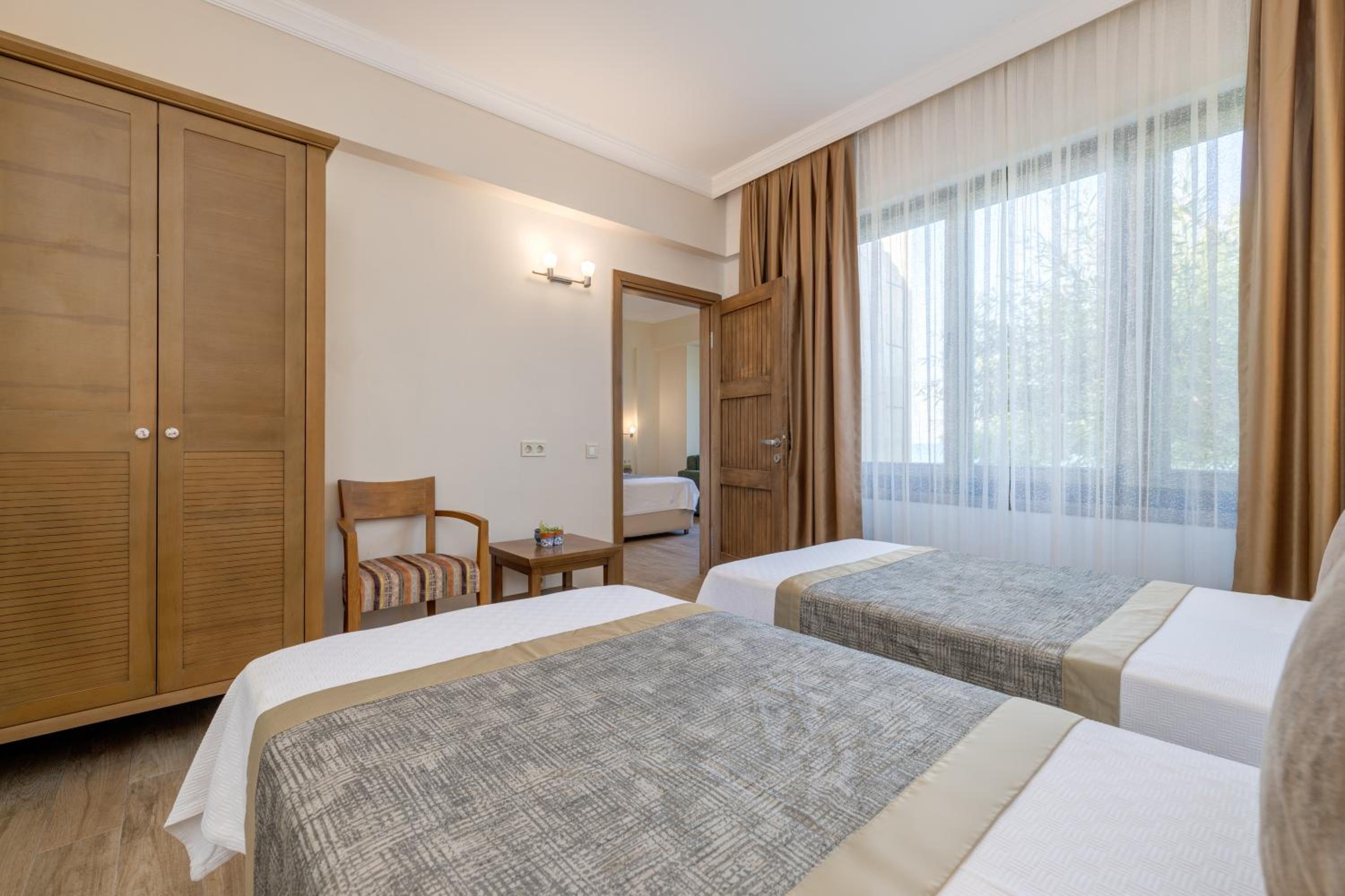 cinarli kasri hotel