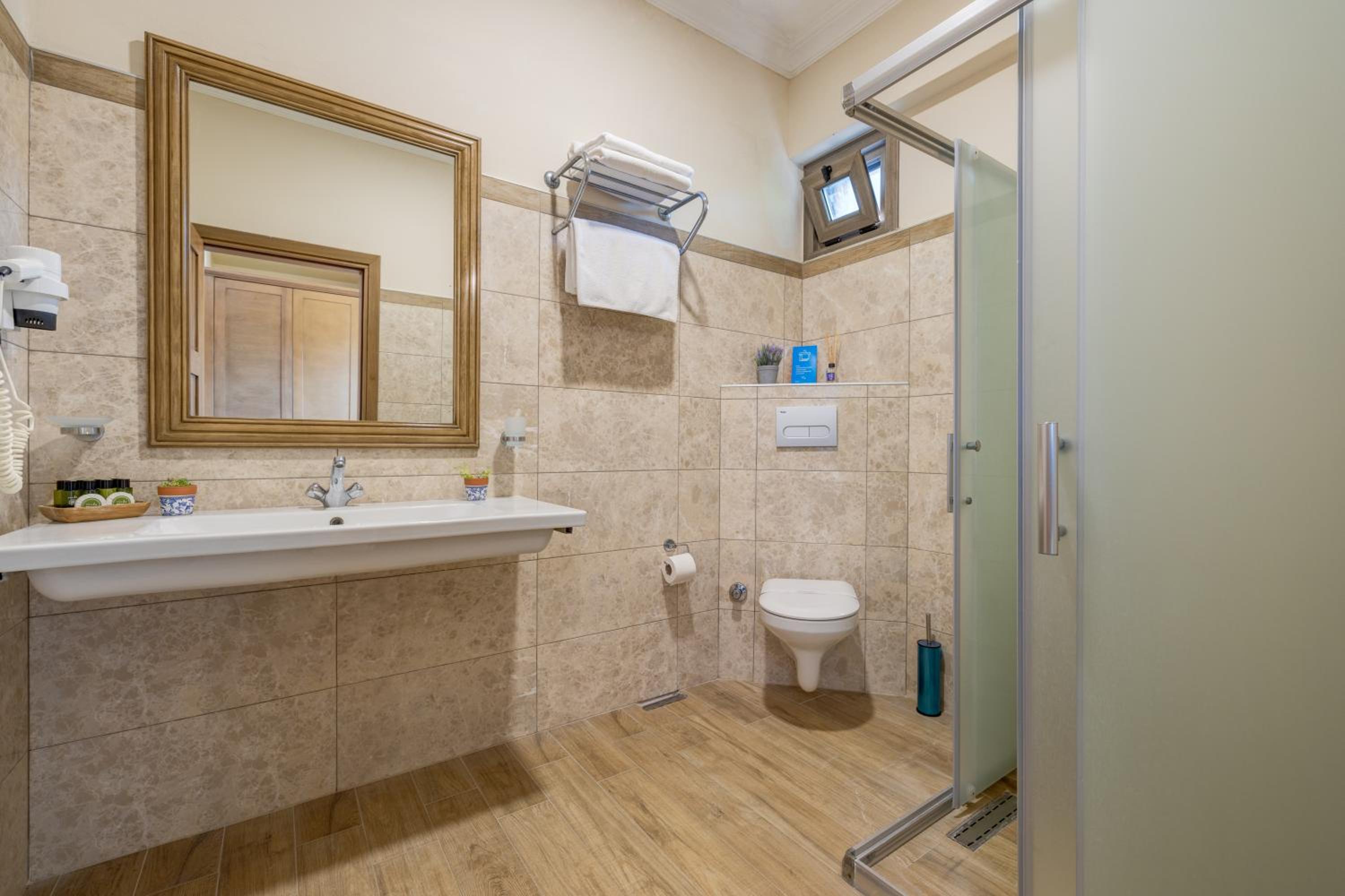 cinarli kasri hotel