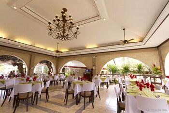 Montebello Villa Hotel,Cebu City>>Cebu,4 star