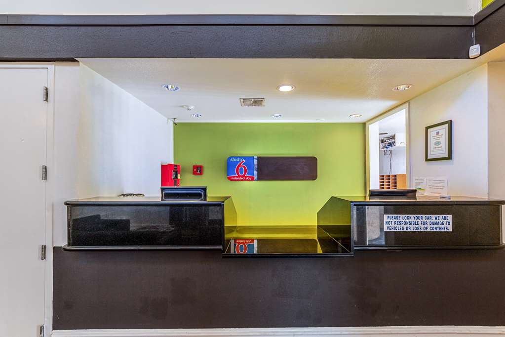 studio 6 san antonio tx airport