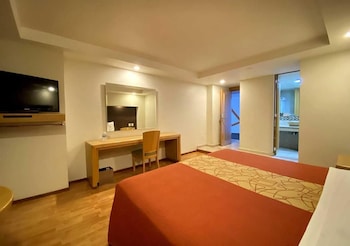 hotel lord adults only