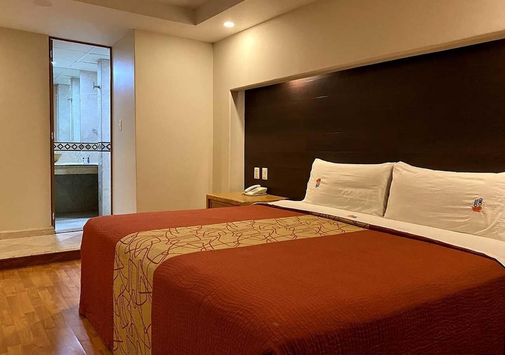 hotel lord adults only