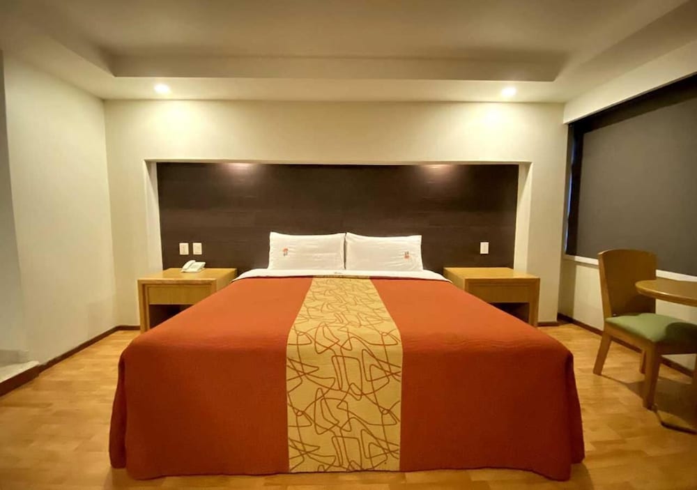 hotel lord adults only