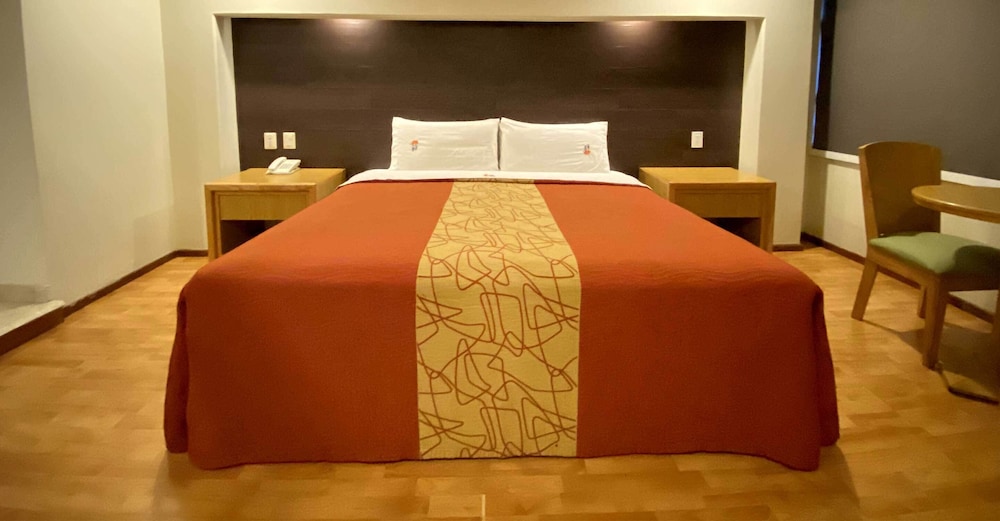 hotel lord adults only