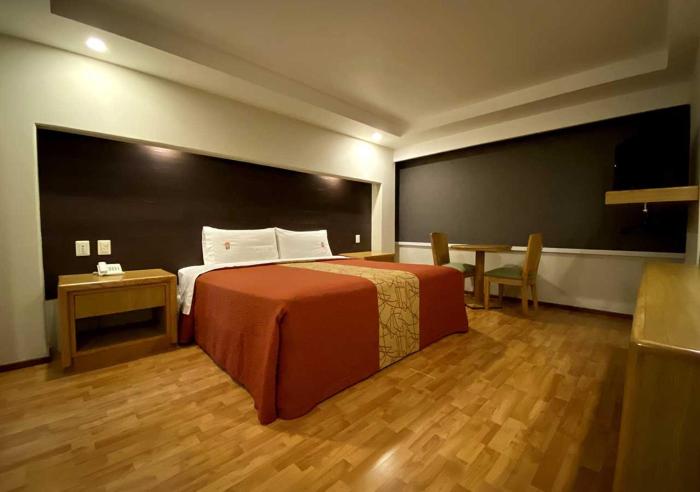 hotel lord adults only