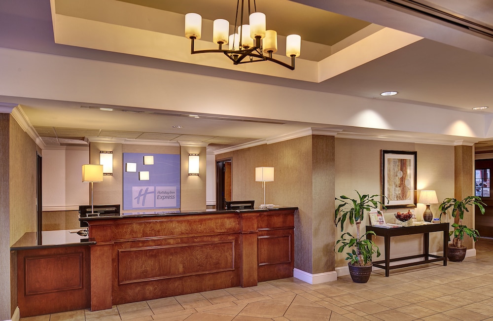 holiday inn express and suites san diego sorrento valley
