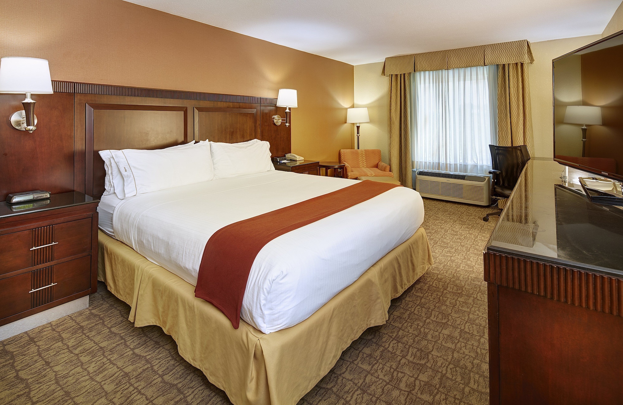 holiday inn express and suites san diego sorrento valley
