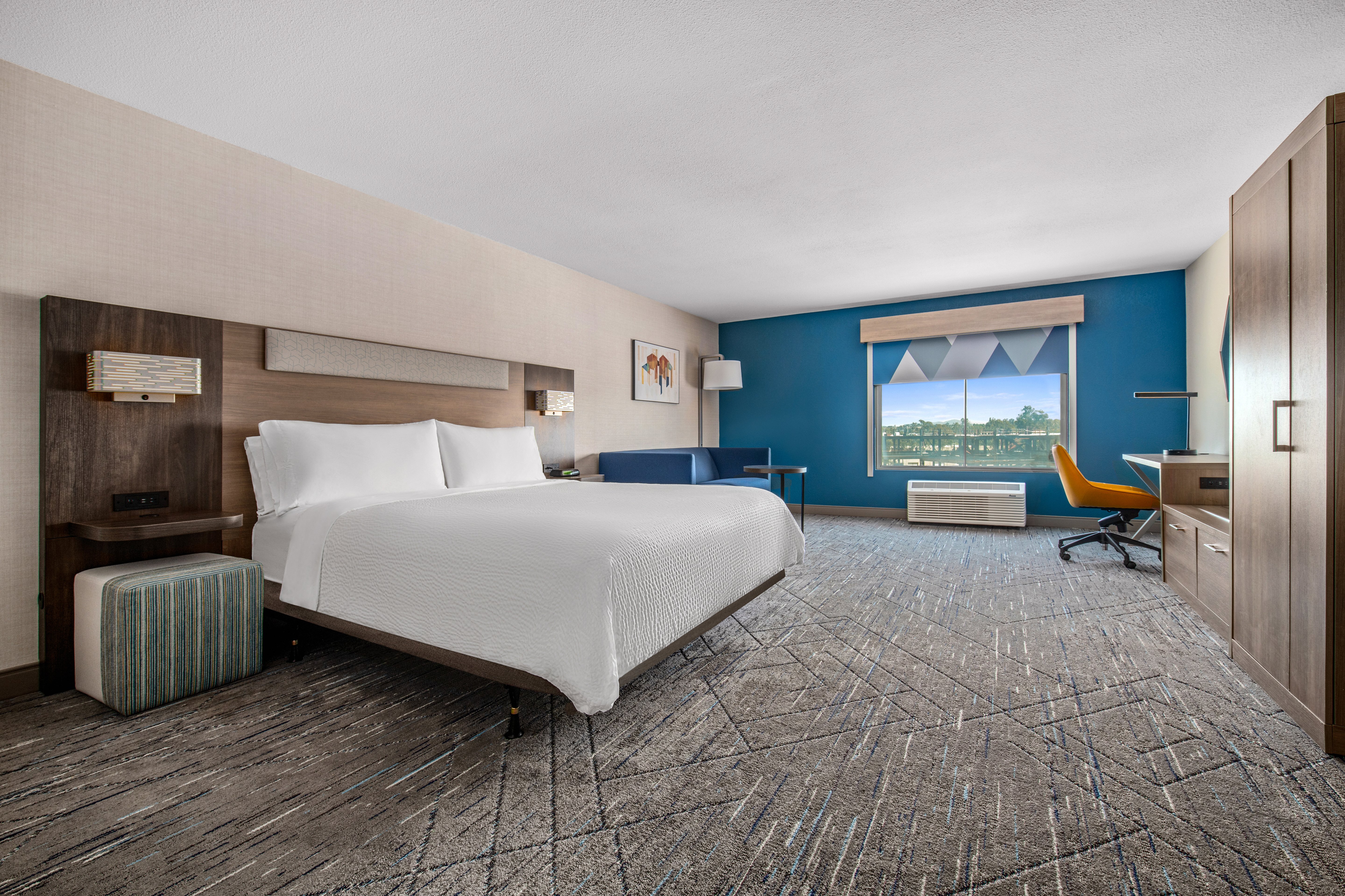 holiday inn express and suites san diego sorrento valley