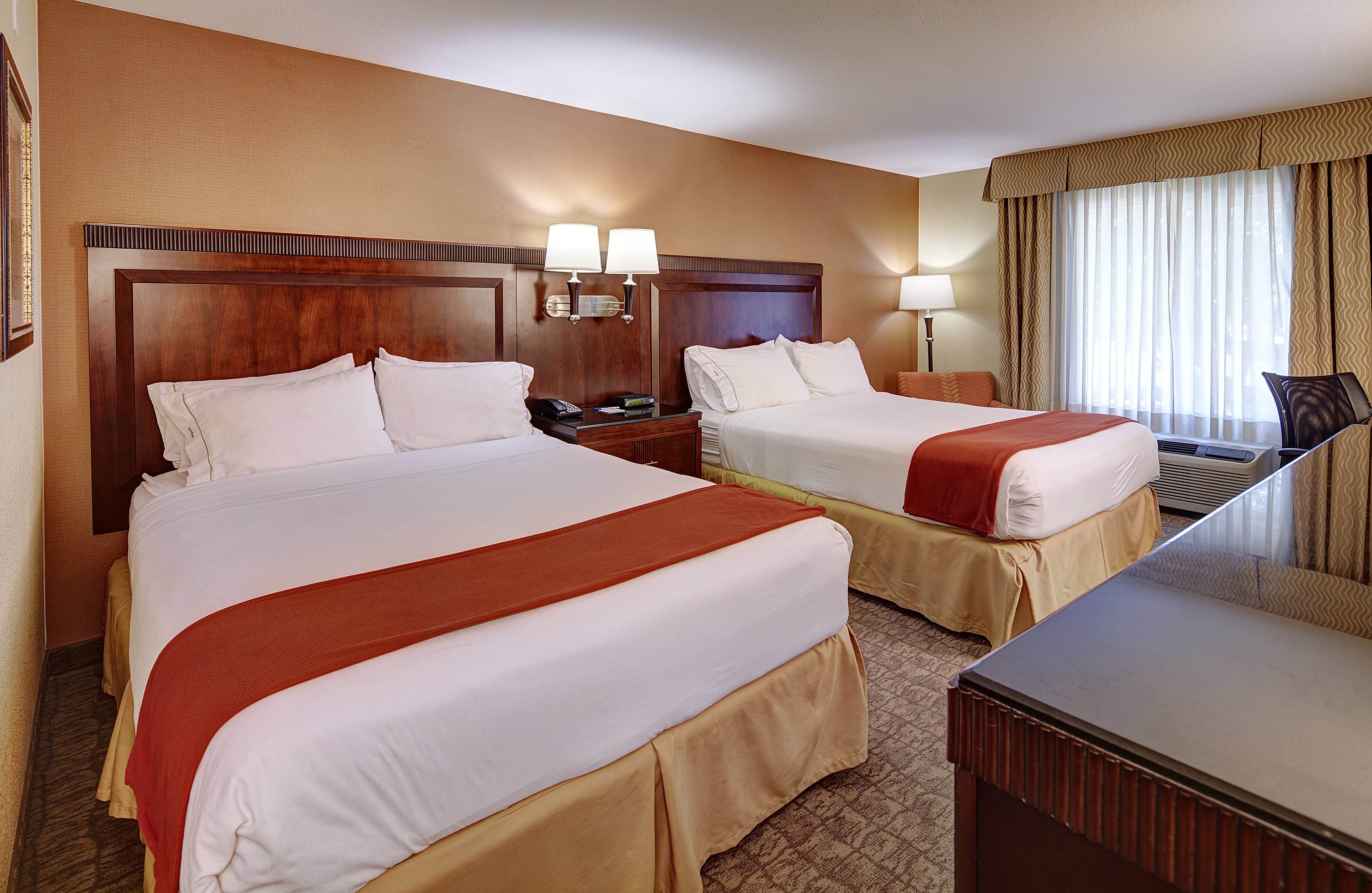 holiday inn express and suites san diego sorrento valley