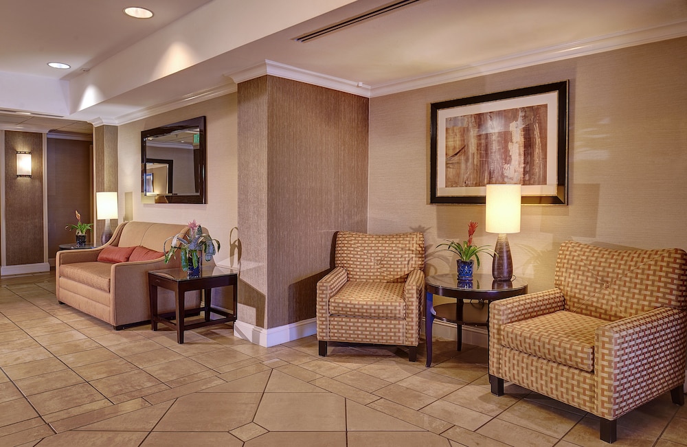 holiday inn express and suites san diego sorrento valley