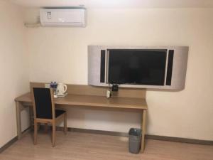7 days inn shenyang railway station zhongshan square