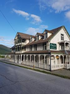 Heidal Hotel,Nedre Heidal>>Heidal,3 star