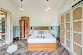 4bhk villa in siolim pool lush forest view