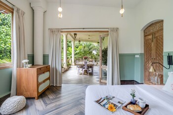 4bhk villa in siolim pool lush forest view