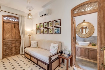 4bhk villa in siolim pool lush forest view