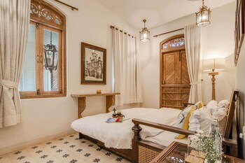4bhk villa in siolim pool lush forest view