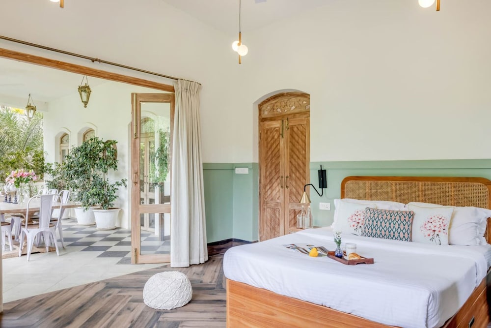 4bhk villa in siolim pool lush forest view