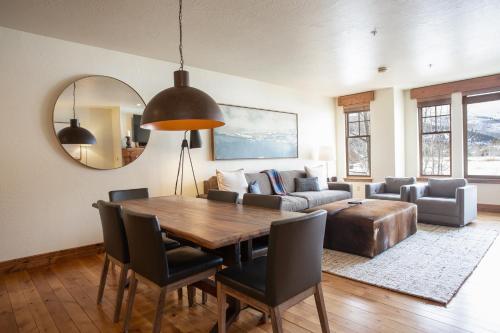 The Lodges At Deer Valley 1 Bedroom Condo,2900 Deer Valley Drive East,4 star
