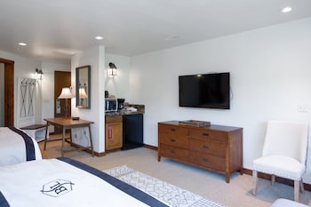 Silver Baron Lodge 2 Condo Bedroom With Spa By Deer Valley Resort,2880 Deer Valley Drive East,4 star