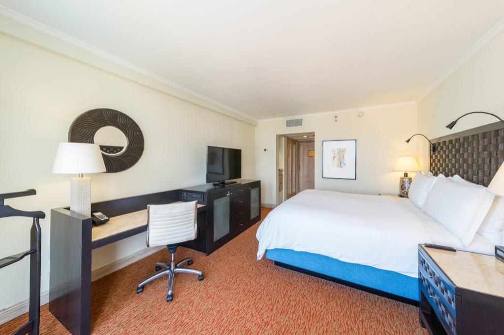 real intercontinental san pedro sula at multiplaza mall by ihg