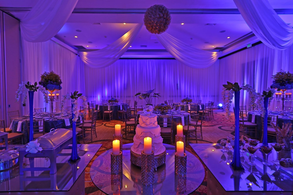 real intercontinental san pedro sula at multiplaza mall by ihg