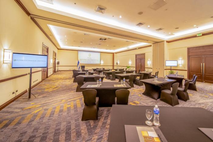 real intercontinental san pedro sula at multiplaza mall by ihg