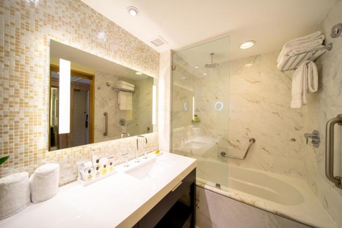 real intercontinental san pedro sula at multiplaza mall by ihg