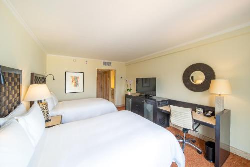 real intercontinental san pedro sula at multiplaza mall by ihg