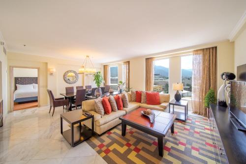 real intercontinental san pedro sula at multiplaza mall by ihg