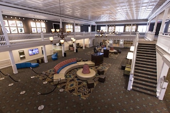 Cedar Point's Hotel Breakers,Sandusky>>Erie County,4 star